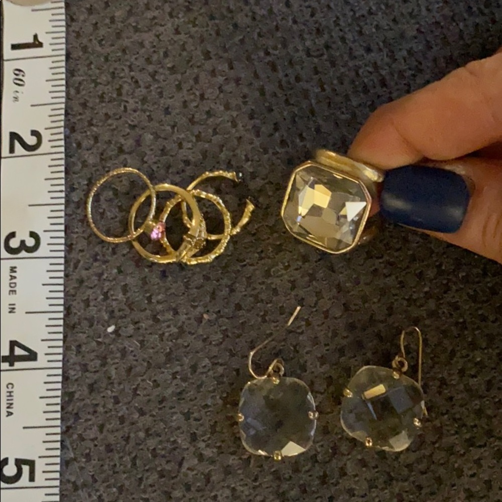 Gold drop earrings & gold rings